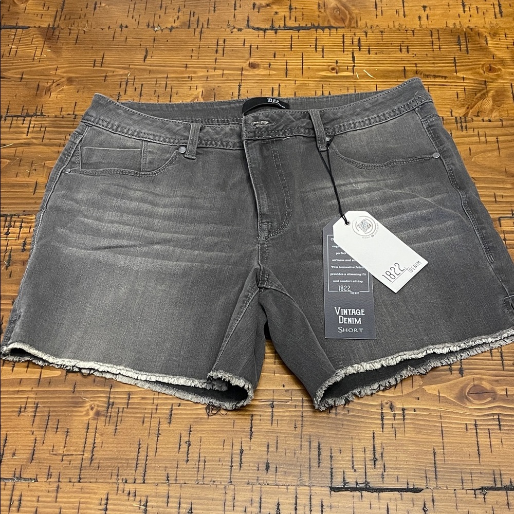 Vintage Women's Charcoal Jean Shorts